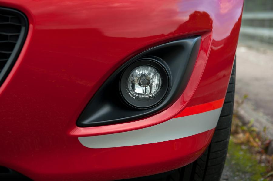  Mazda MX-5 Kuro 2012 года  (UK) (фото 25 из 54)